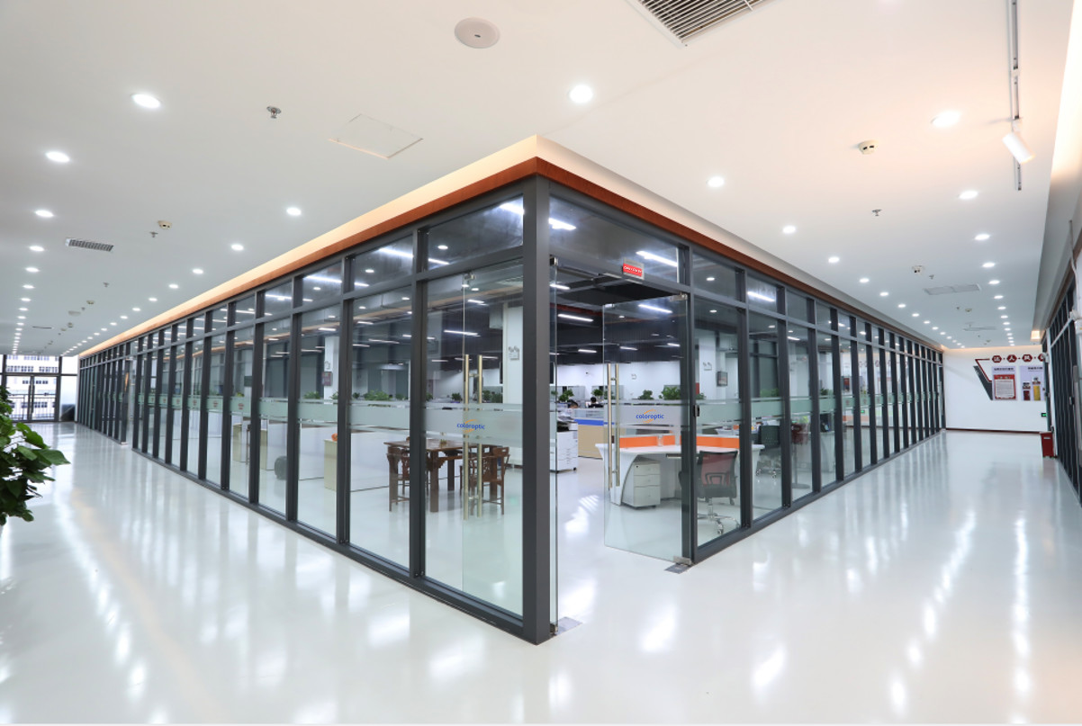 Cina Color Optic Limited Profil Perusahaan